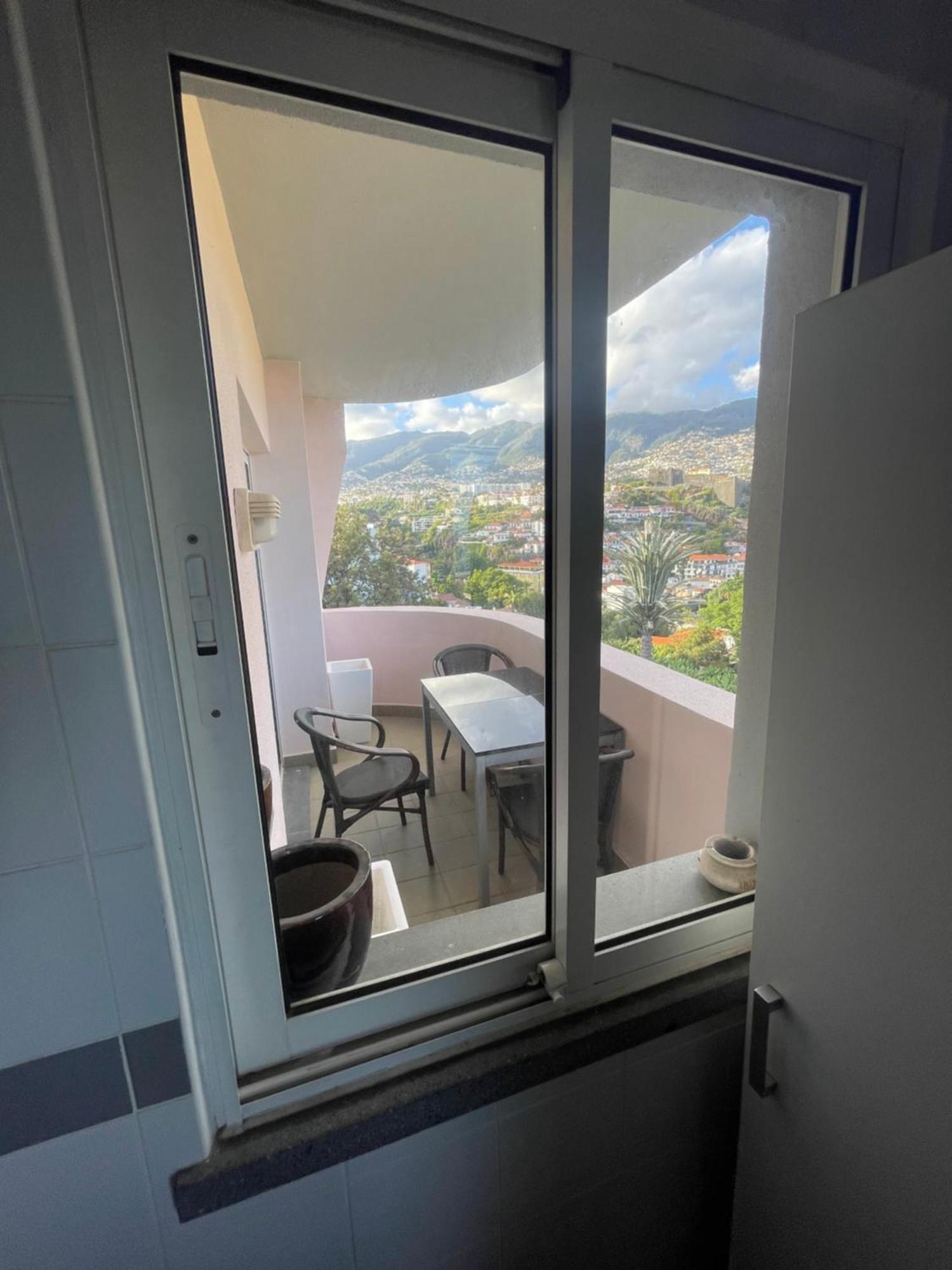 In Town View Apartment Фуншал Екстериор снимка